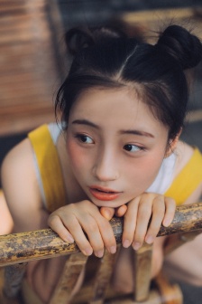 看着我是怎么吃你的水蜜桃完整版